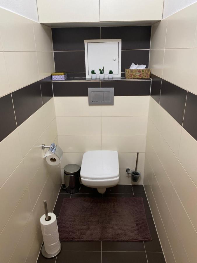 Ferienwohnung Apartman Slnecna Terasa S Vlastnym Parkovanim Na 2 Auta Žilina Exterior foto